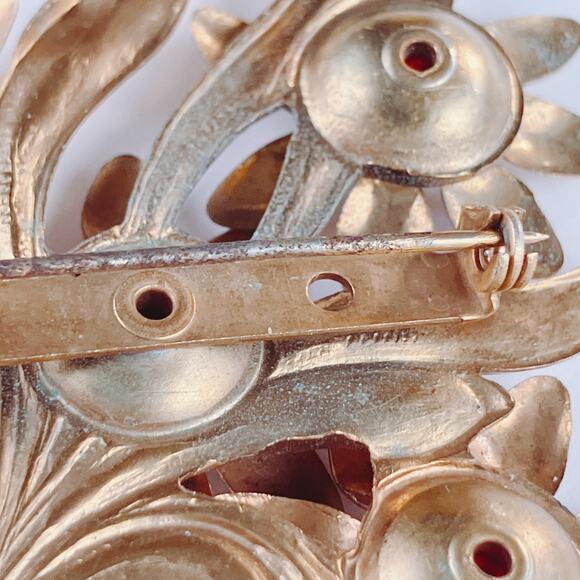 VTG 1940s Brooch Gold Tone Floral Red Glass Cabochons Mid Century Bouquet Pin - Picture 8 of 12